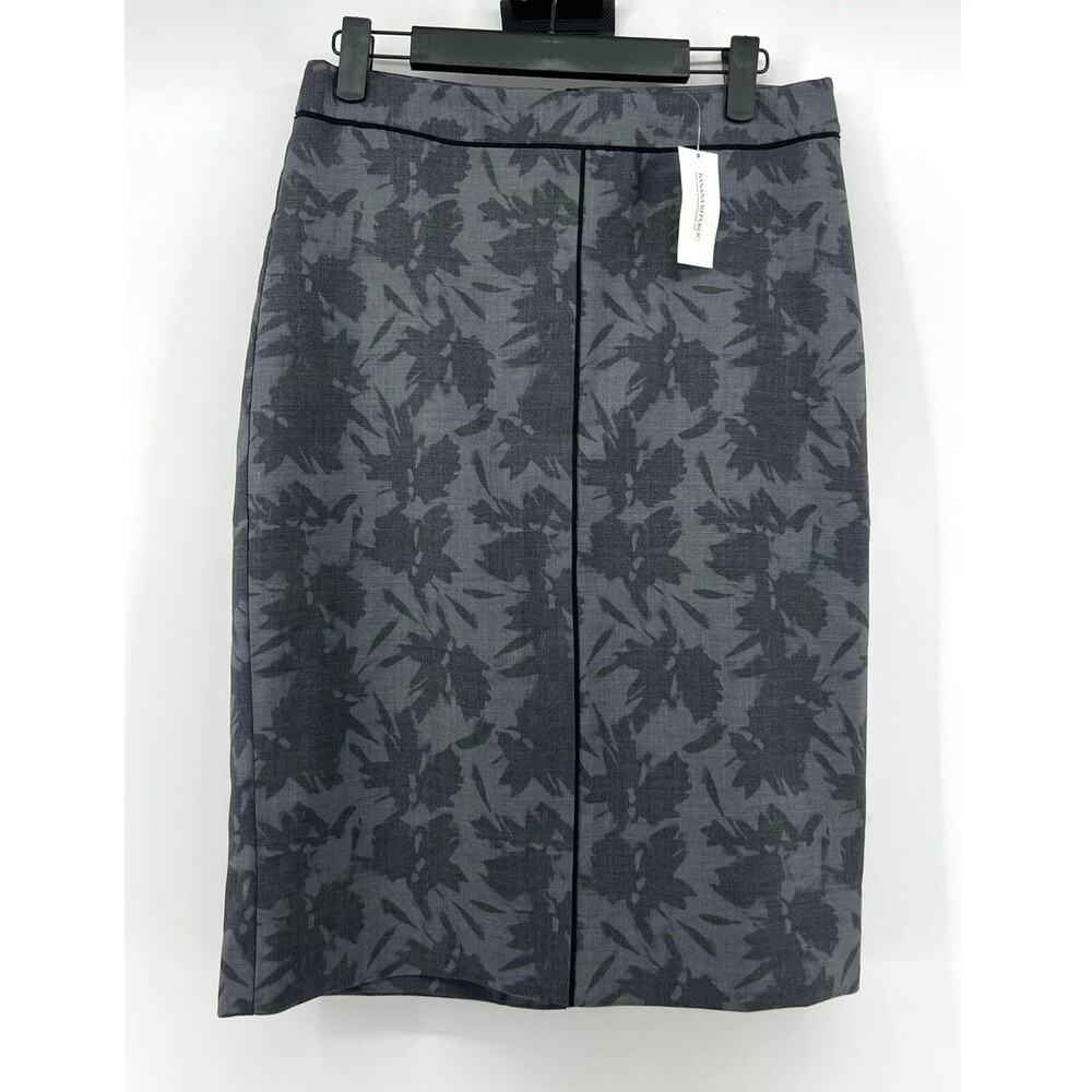 Banana Republic NWT Wool Blend Pencil Skirt Women's Size 2 Gray Floral Career